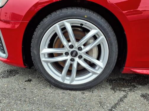 2023 Audi A4 45 S line Premium Plus