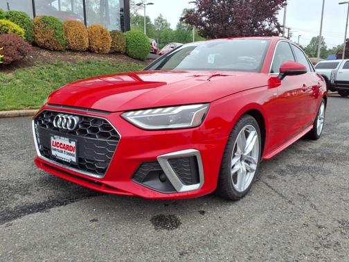 2023 Audi A4 45 S line Premium Plus