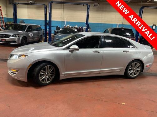 2013 Lincoln MKZ Base