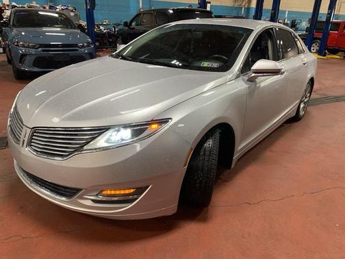 2013 Lincoln MKZ Base