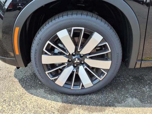 2025 Mitsubishi Outlander