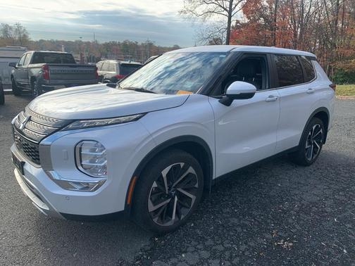 2022 Mitsubishi Outlander 