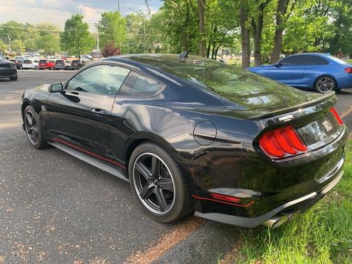 2022 Ford Mustang Mach 1