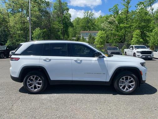 2022 Jeep Grand Cherokee Limited