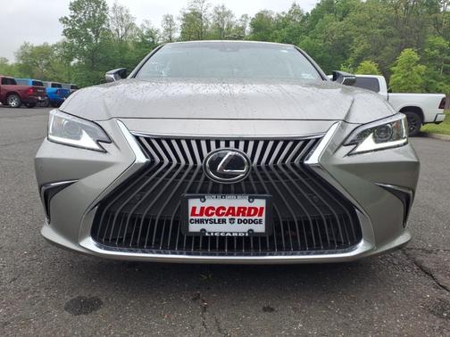 2021 Lexus ES 350 Base
