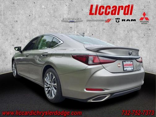 2021 Lexus ES 350 Base