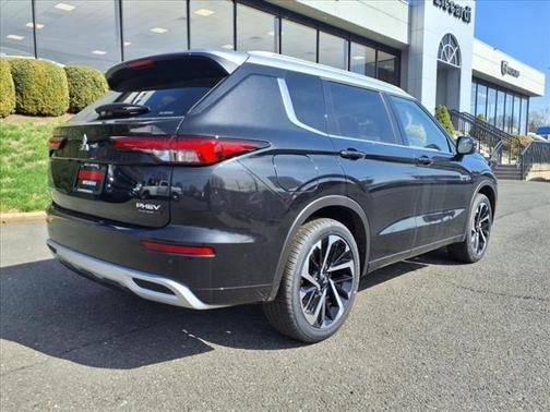 2025 Mitsubishi Outlander PHEV
