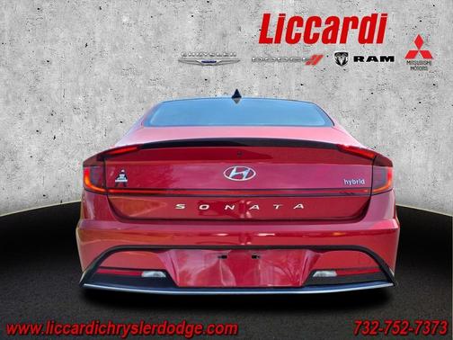 2021 Hyundai SONATA Hybrid Limited
