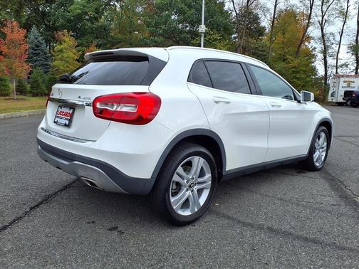 2020 Mercedes-Benz GLA 250 Base 4MATIC