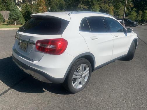 2020 Mercedes-Benz GLA 250 Base 4MATIC