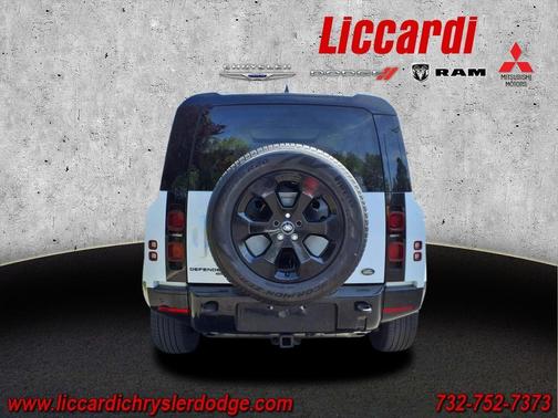 2023 Land Rover Defender 110 X-Dynamic SE