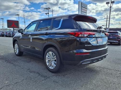 2025 Mitsubishi Outlander PHEV ES