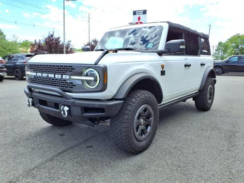 2022 Ford Bronco Badlands