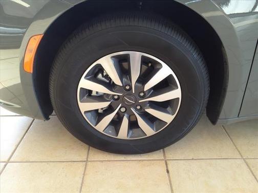 2023 Chrysler Pacifica Hybrid Limited