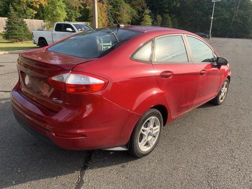2017 Ford Fiesta SE