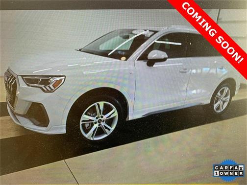 2024 Audi Q3 45 S line Premium
