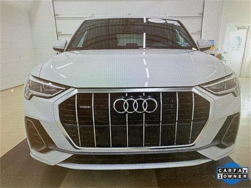 2024 Audi Q3 45 S line Premium