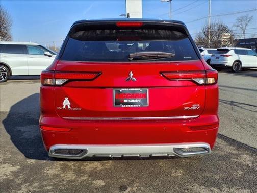 2025 Mitsubishi Outlander PHEV