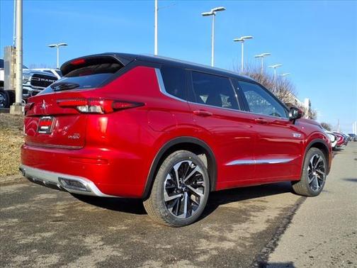 2025 Mitsubishi Outlander PHEV