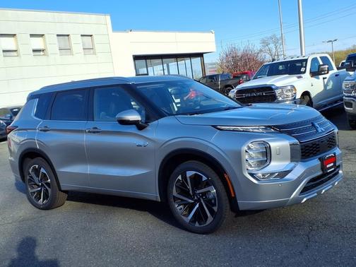 2025 Mitsubishi Outlander PHEV