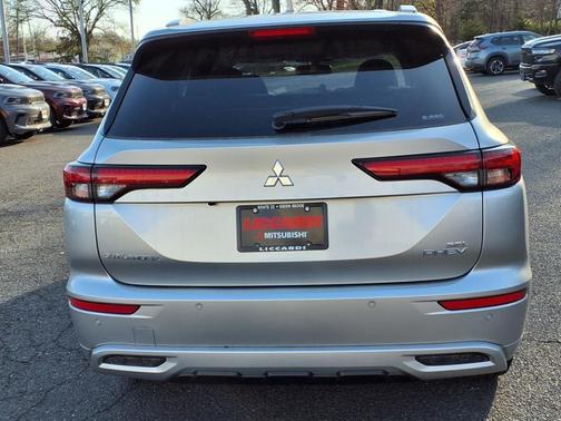 2025 Mitsubishi Outlander PHEV