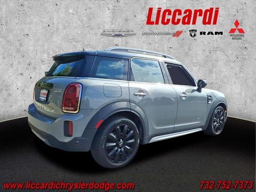 2021 MINI Countryman Oxford Edition