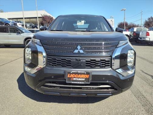 2024 Mitsubishi Outlander