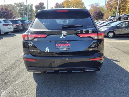 2024 Mitsubishi Outlander