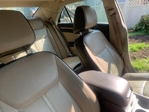2013 Chrysler 300C Luxury Series