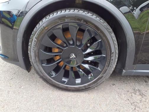 2023 Tesla Model X Plaid