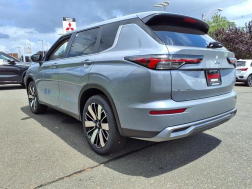 2025 Mitsubishi Outlander