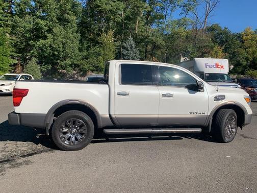 2017 Nissan Titan Platinum Reserve