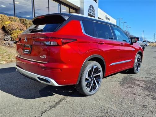 2025 Mitsubishi Outlander PHEV