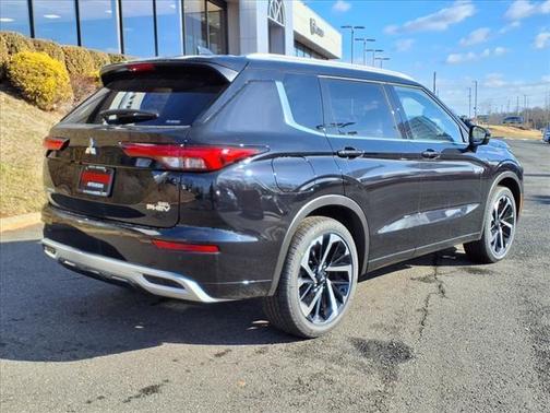 2025 Mitsubishi Outlander PHEV