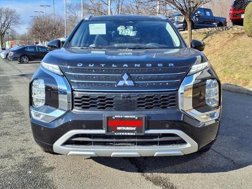 2025 Mitsubishi Outlander PHEV