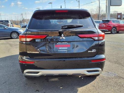 2025 Mitsubishi Outlander PHEV