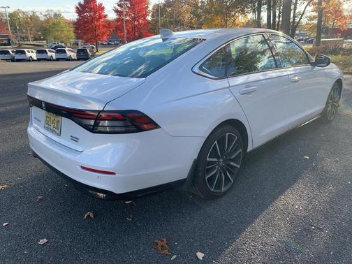 2023 Honda Accord Hybrid Touring