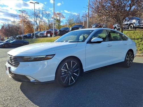 2023 Honda Accord Hybrid Touring