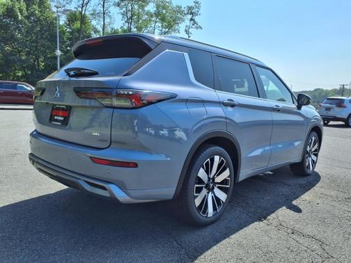 2025 Mitsubishi Outlander