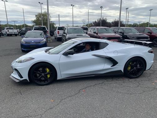 2020 Chevrolet Corvette Stingray w/3LT