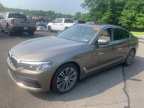 2019 BMW 530 i xDrive