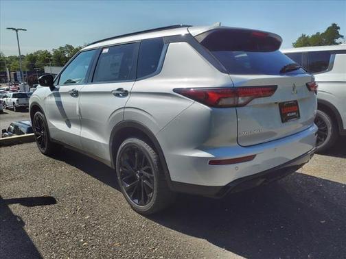 2024 Mitsubishi Outlander