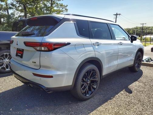 2024 Mitsubishi Outlander