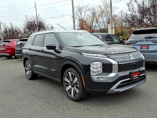 2025 Mitsubishi Outlander 