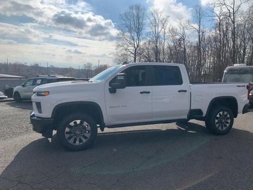 2022 Chevrolet Silverado 2500 Custom