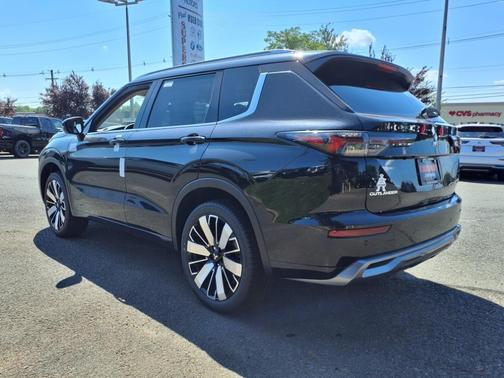 2025 Mitsubishi Outlander