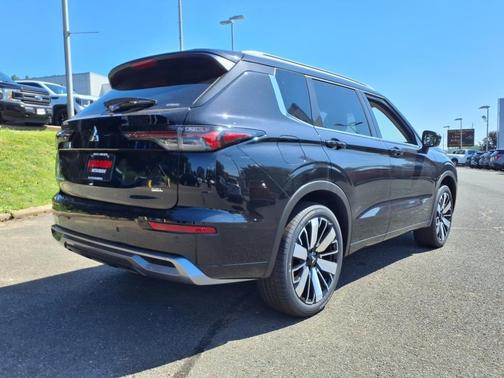 2025 Mitsubishi Outlander