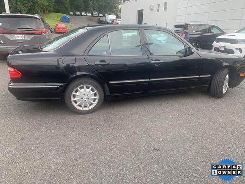 2000 Mercedes-Benz E-Class E 320