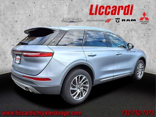 2022 Lincoln Corsair Standard