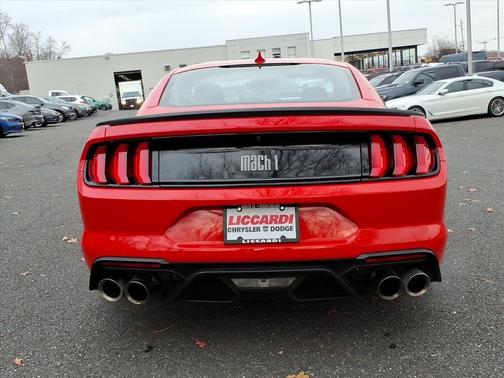 2022 Ford Mustang Mach 1